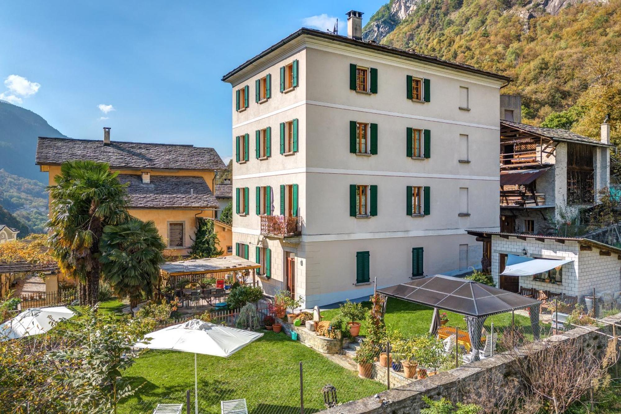 Casa Pool Tra St Moritz E Il Lago Di Como Castasegna Habitación foto